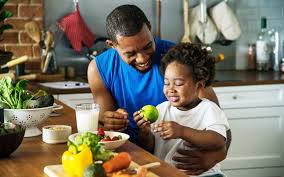 Building Healthy Eating Habits in Children from a Young Age